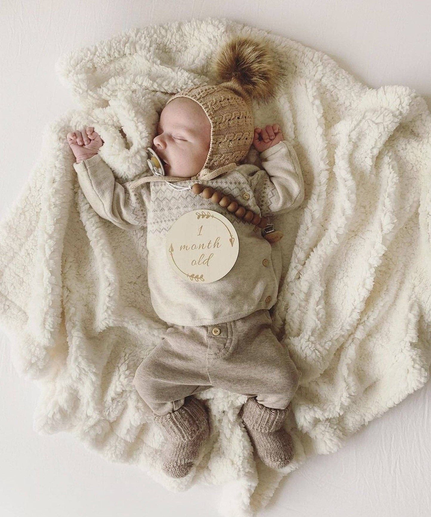 Cable Knit Bonnet with Pom