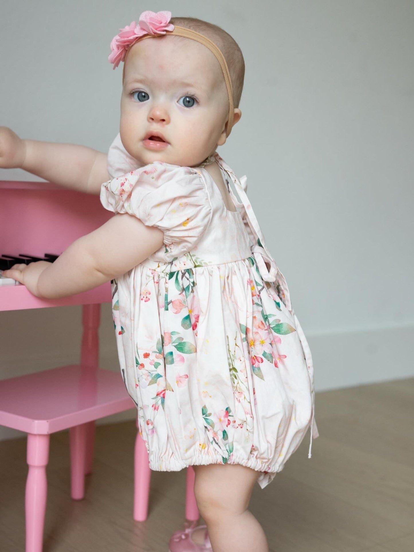 Elodie Bubble Blush Botanicals