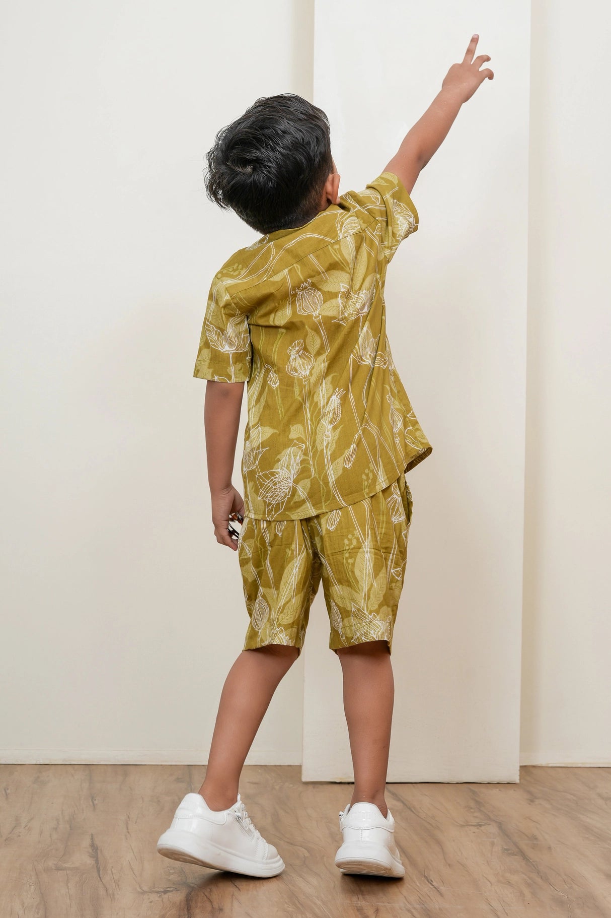 Green Floral Short and Shirt Gender Neutral Set
